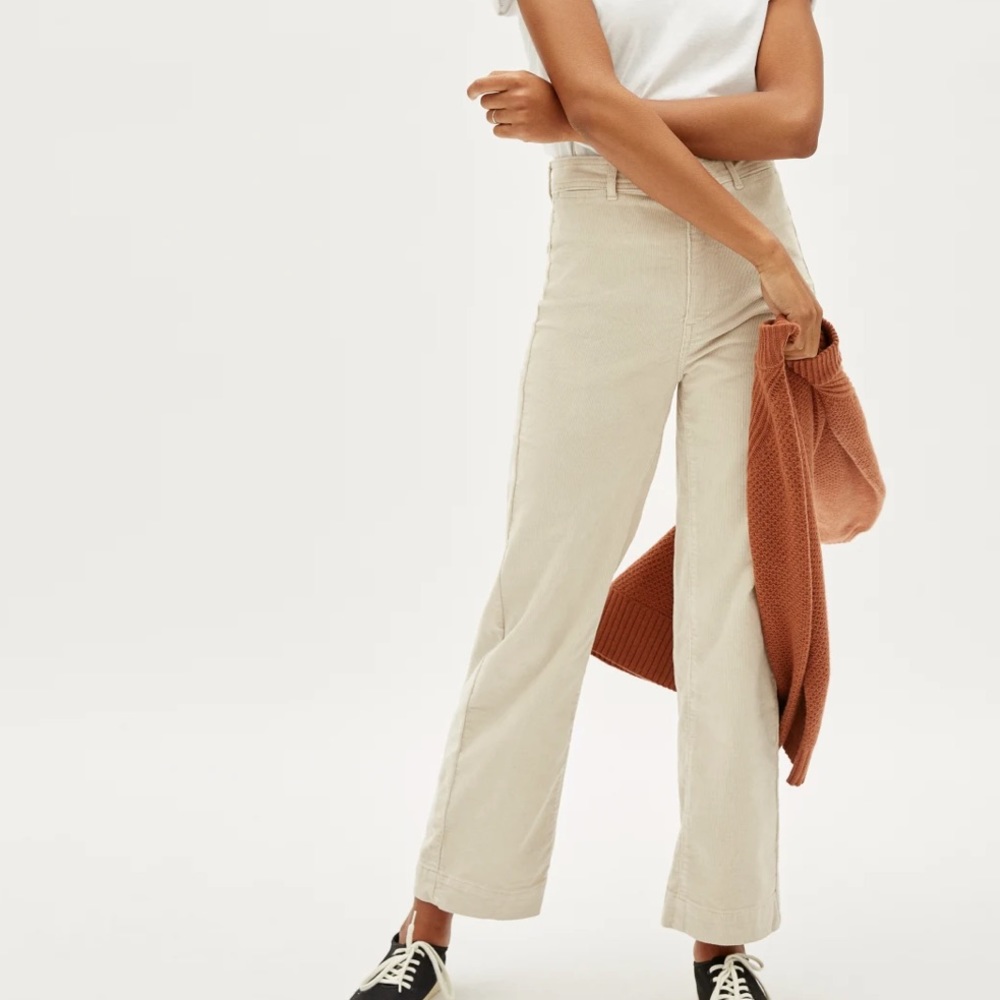 Everlane Corduroy Wide-Leg Pant in Sandstone